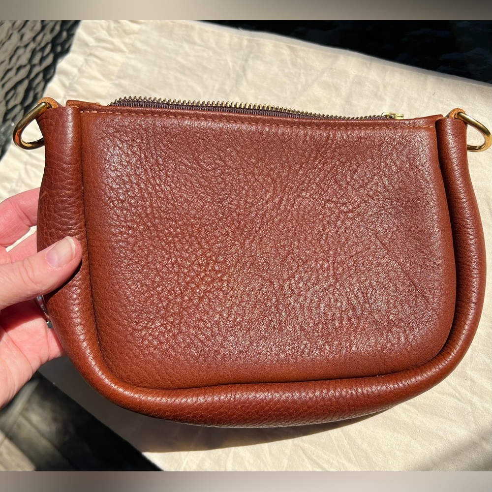 BNNU KMM Macchiato Mini Crossbody. Perfect pebbles and superb quality leather.